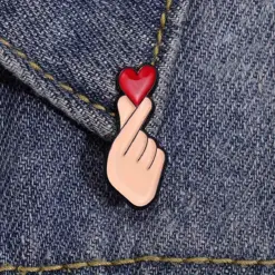 Sarange - Brooch Enamel Pin