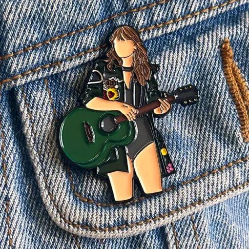 Taylor Swift - Brooch Enamel Pin
