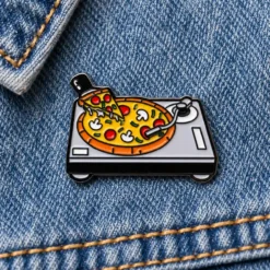 Pizza Recorder - Brooch Enamel Pin