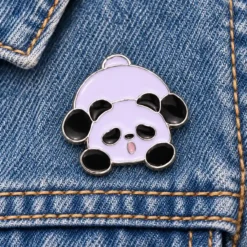 Panda Yawn - Brooch Enamel Pin